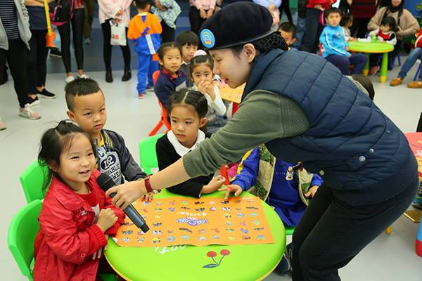 全国交通安全日安全不缺席 广汽丰田为孩子们带来安全精灵课堂