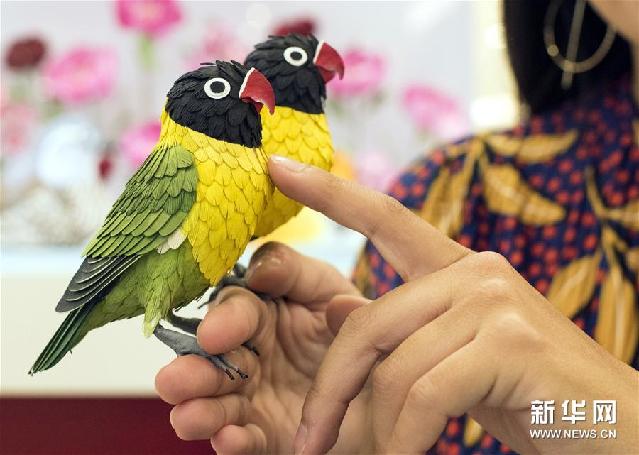 “鸟语花香：纸雕艺术展”将在香港举行
