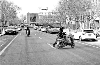 北京:立三法修一法 打出治理交通组合拳