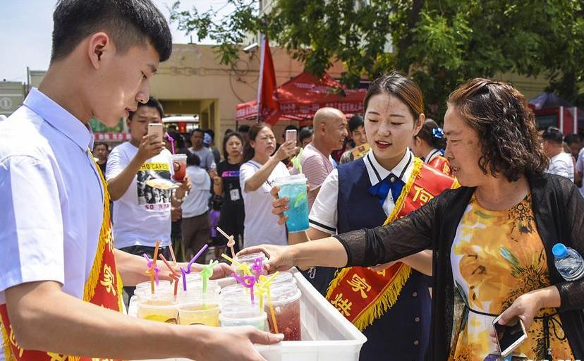 亚洲人民对美好生活的向往变成现实