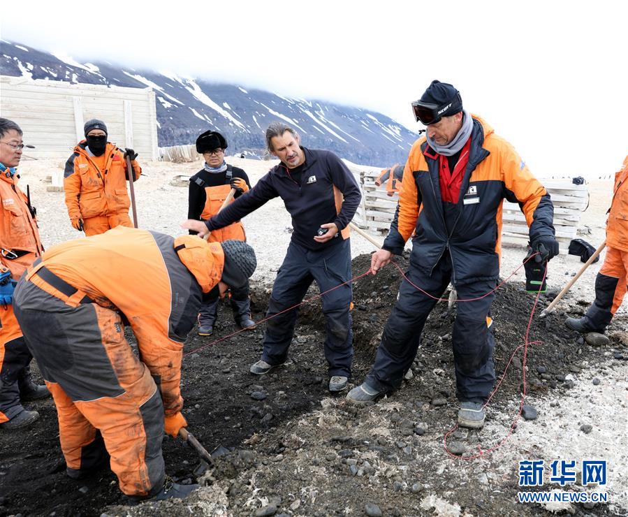 （第34次南极科考）（4）中国科考队参与修护南极历史遗迹建筑