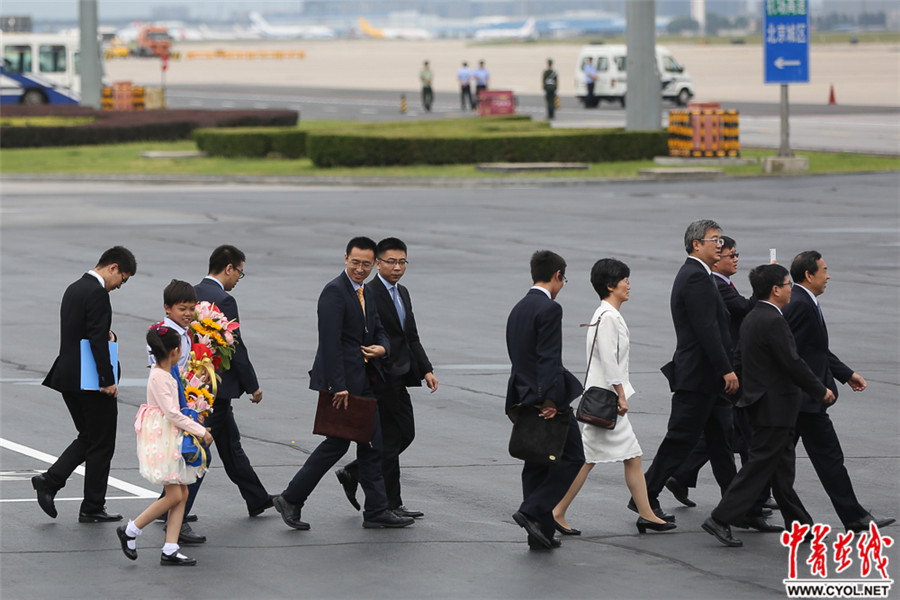 委内瑞拉总统马杜罗抵京