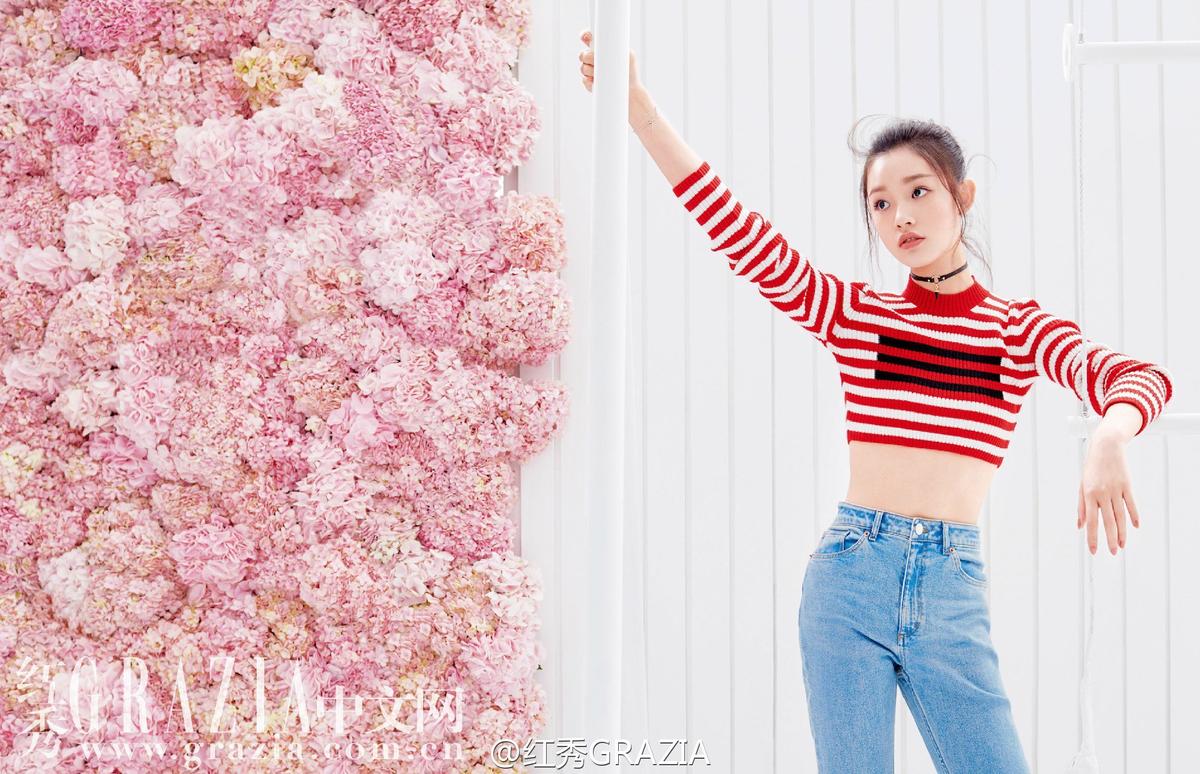 林允年仅18岁,在周星驰执导的现代爱情科幻片《美人鱼》中高清图片
