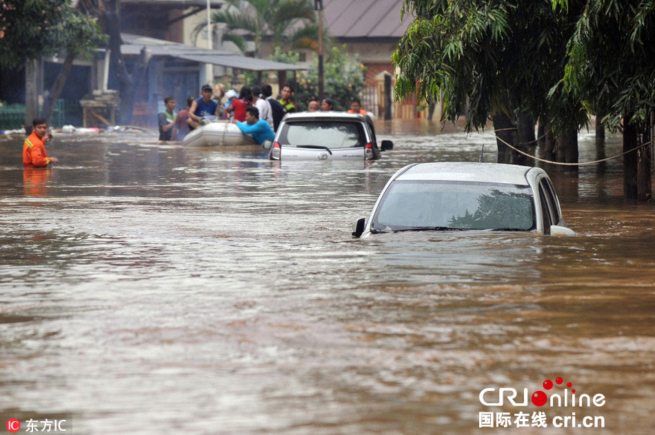 印尼强降雨致首都洪水泛滥