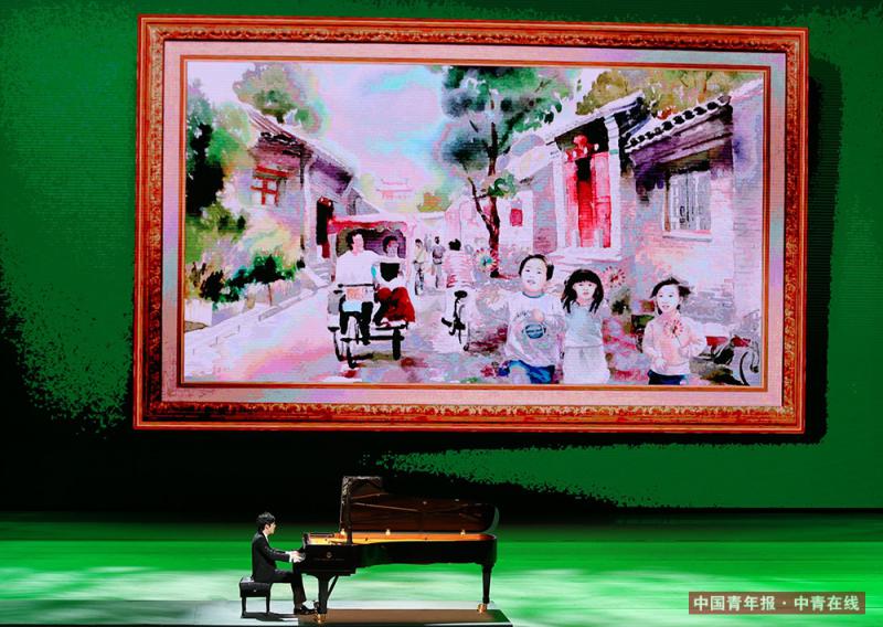 《北京四季》进行彩排。该节目用钢琴和绘画展现东道城市北京的春夏秋冬，演奏的钢琴作品是著名作曲家李斯特的《爱之梦》。