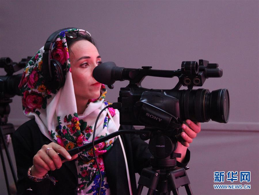阿富汗首家女子电视台开播