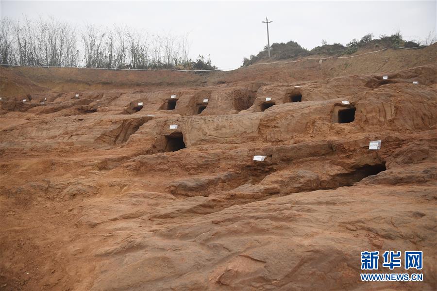 （文化）（2）成都发现大规模汉代崖墓群