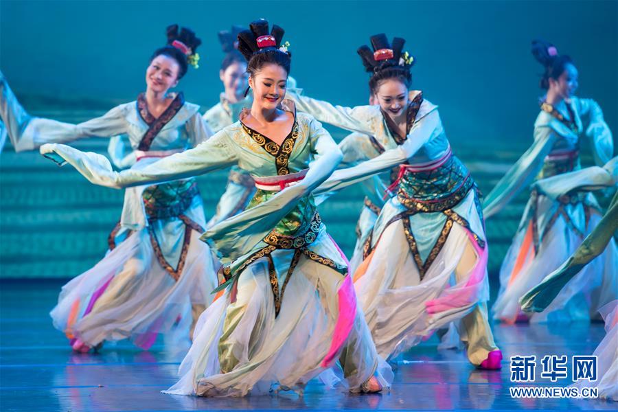 （文化）（3）“文化中国·四海同春”新春晚会在澳门上演