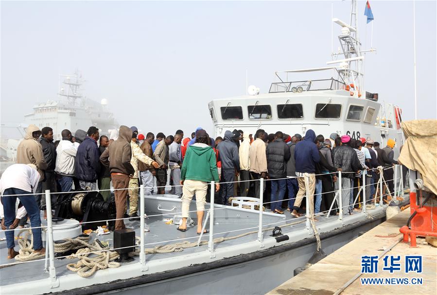 （国际）（2）利比亚海军在西部海域救起125名非法移民