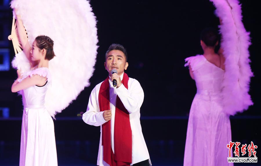 两获格莱美大奖的民乐演奏家吴彤现场演唱《钗头凤》,中国流行男歌手