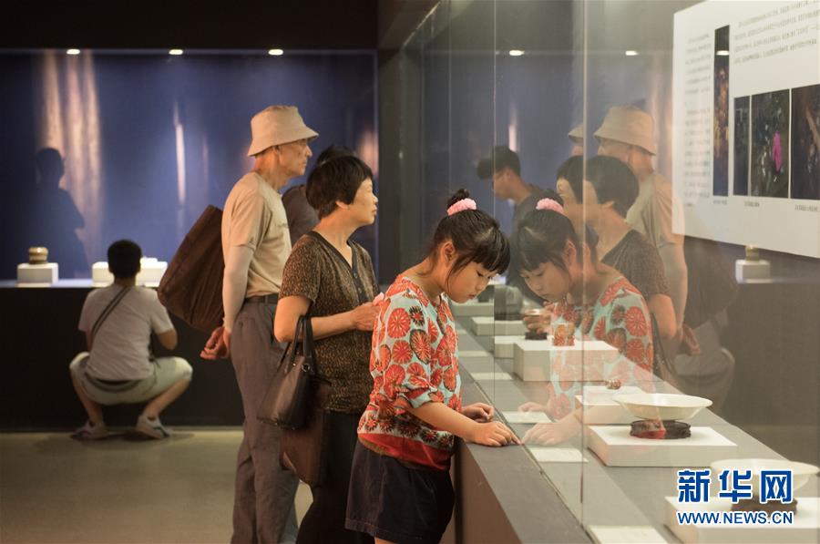 （文化）（4）“长物为伴·宋明文人之雅致生活”展览在杭州举行