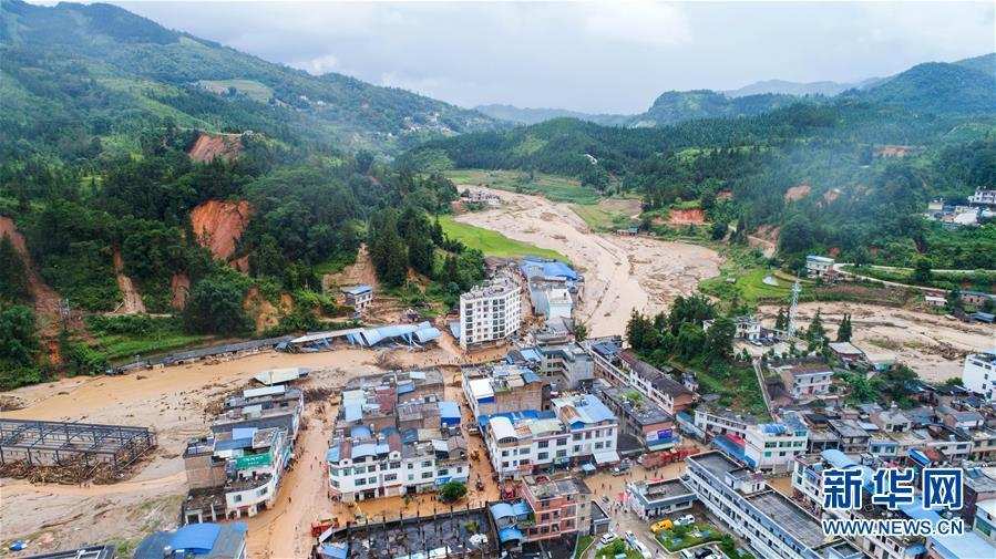 （社会）（2）云南麻栗坡灾区交通电力和饮水基本恢复