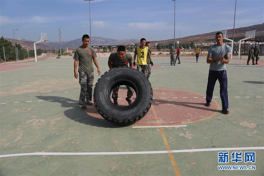 （国际）（1）中国官兵在联黎部队军事障碍挑战赛中获佳绩