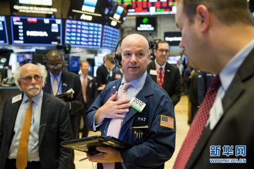 （国际）（2）纽约股市三大股指11日大幅下跌