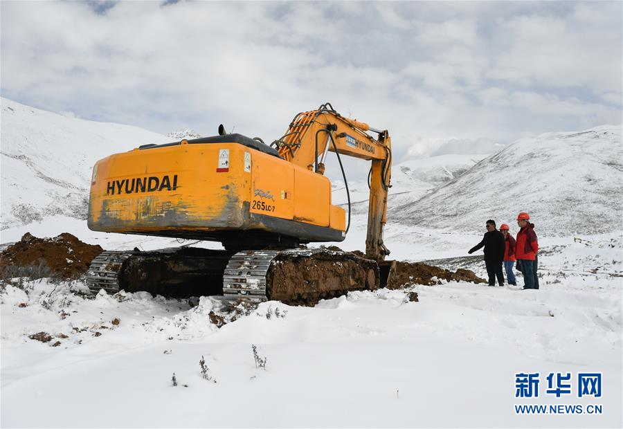 （图文互动）（4）西藏山体滑坡抢险救灾便道修通