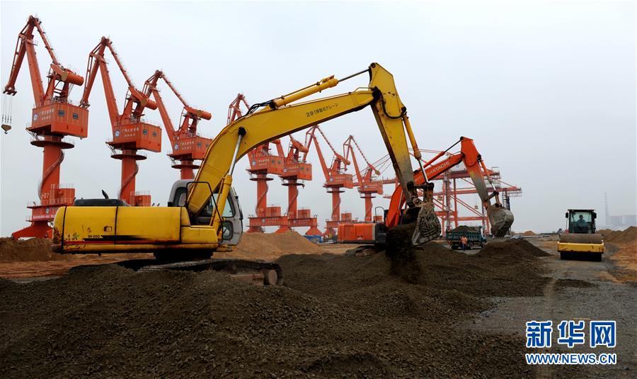 （经济）（1）中国西南边陲崛起亿吨大港