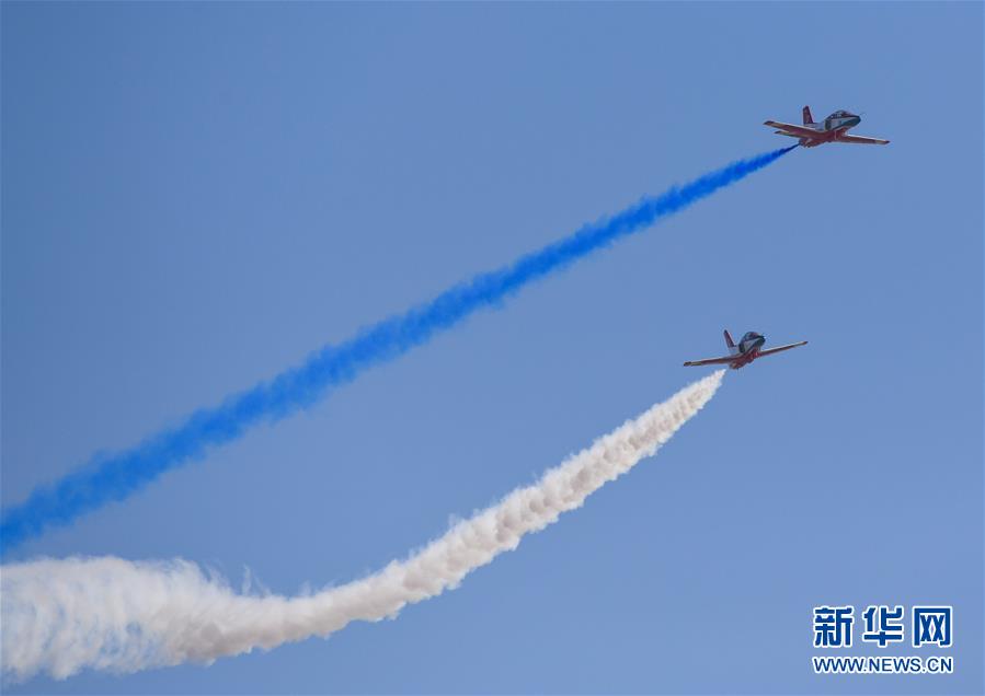 （科技）（16）中国空军飞行表演异彩纷呈