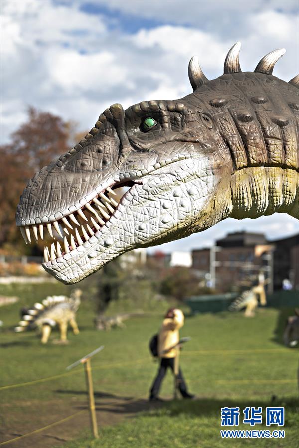 （国际）（6）苏黎世湖畔的恐龙模型展