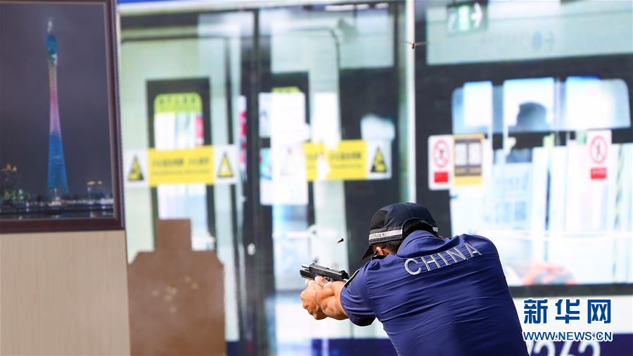 （社会）（4）第二届世界警察手枪射击比赛于广东开赛