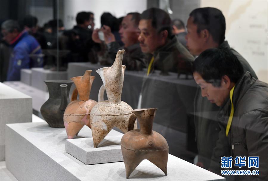 （文化）（3）孔子博物馆开馆试运行 首批2000多件孔府文物搬入新家