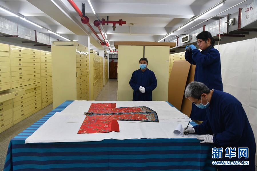 （文化）（7）孔子博物馆开馆试运行 首批2000多件孔府文物搬入新家