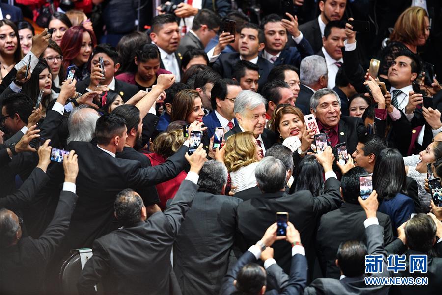 （国际）（4）墨西哥举行总统权力交接仪式