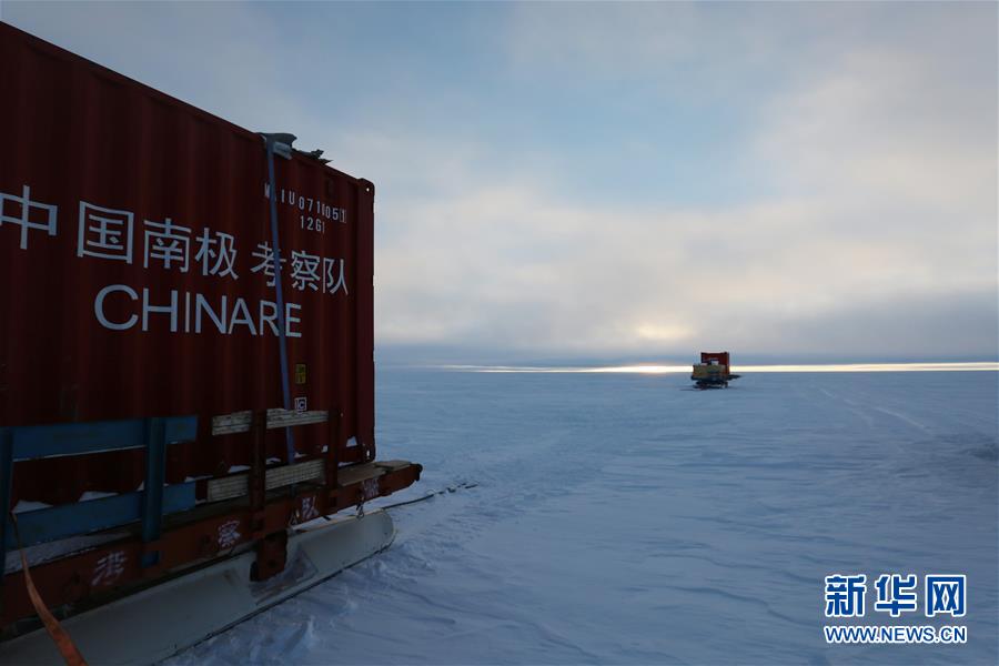 （第35次南极科考·图文互动）（6）中国南极科考队两支内陆小分队顺利“会师”