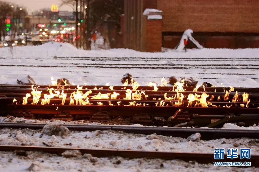 （国际）（1）芝加哥“火烧铁轨”应对极寒天气