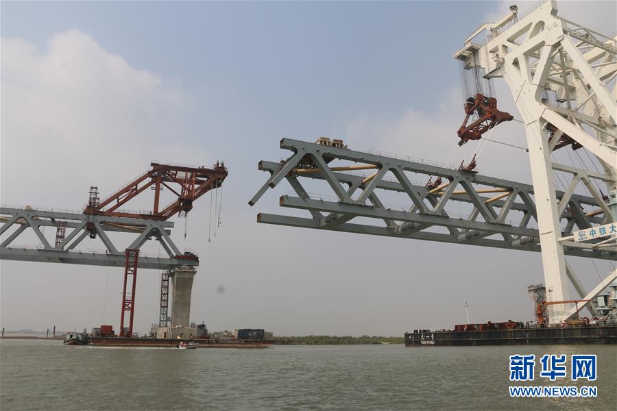 （国际）（5）孟加拉国帕德玛大桥项目第七跨钢梁架设完成
