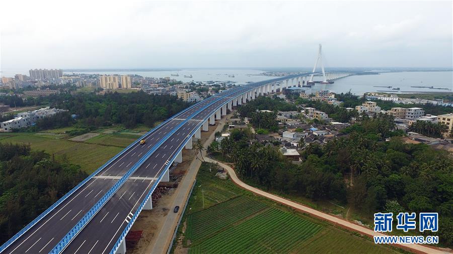 （社会）（4）海南海文大桥建成通车