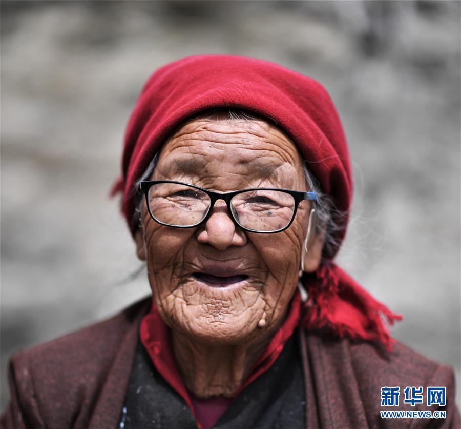 （西藏民主改革60周年）（9）走进西藏民主改革第一村——克松