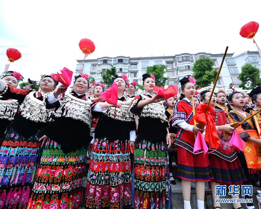 #（社会）（5）贵州台江：万人唱响姊妹节