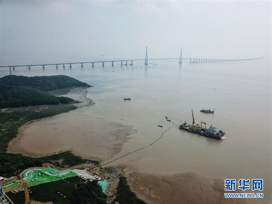 （经济）（5）浙江舟山500千伏交联聚乙烯海缆敷设工程完工