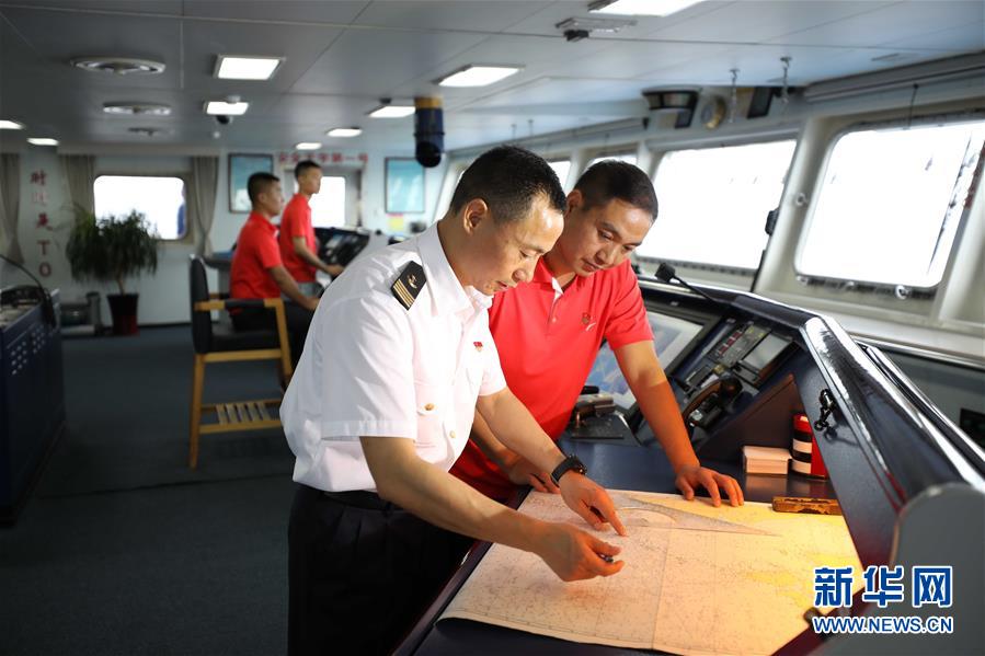 （科技）（4）远望3号船安全驶入长江入海口