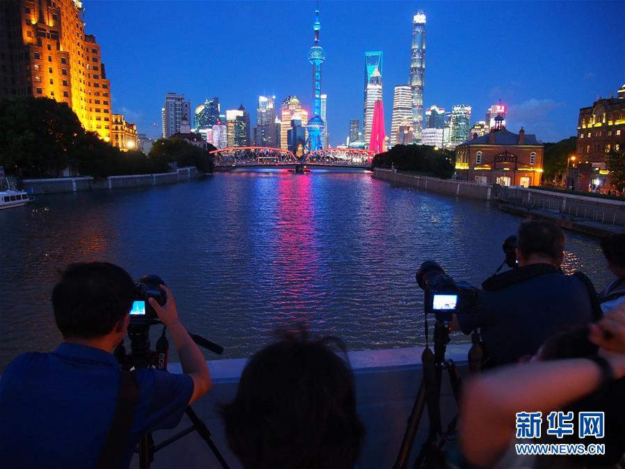 （环境）（2）上海：蓝天白云水晶天