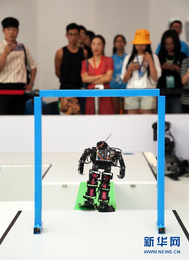 （科技）（4）自主智能机器人大比拼