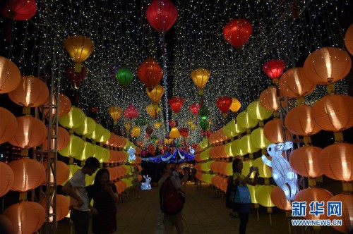 （文化）（4）香港举办中秋彩灯会