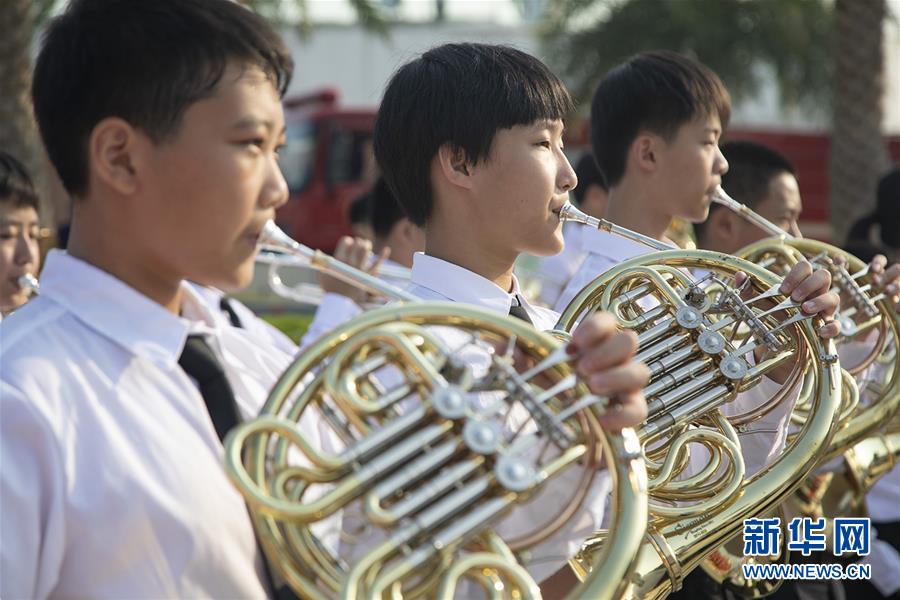 （图文互动）（2）珠海万人齐唱 庆祝新中国成立70周年 