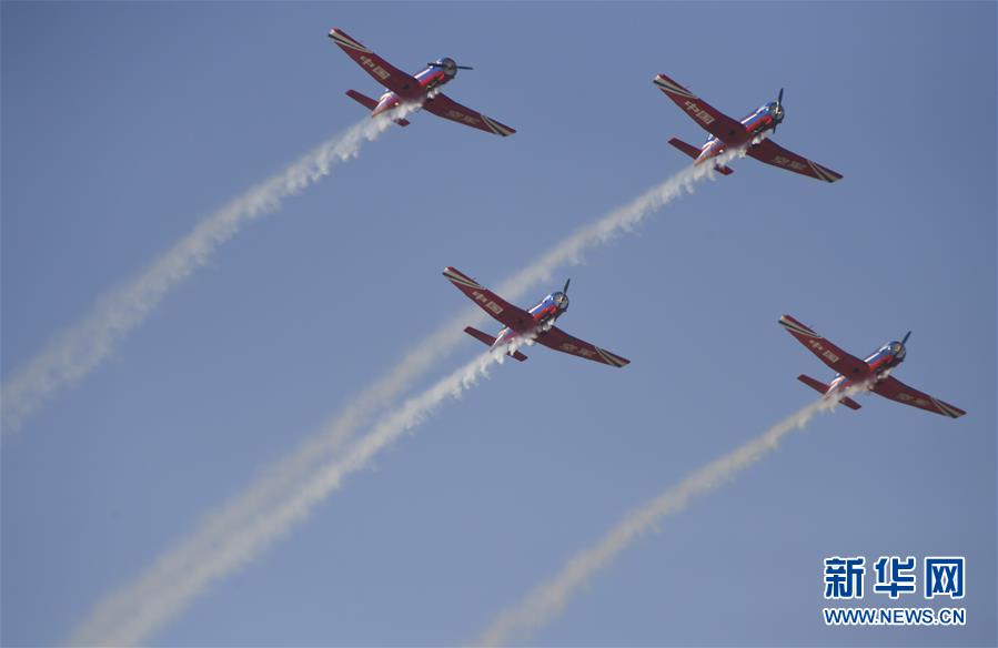 （军事）（1）空军以全盛阵容展翅长春庆祝成立70周年