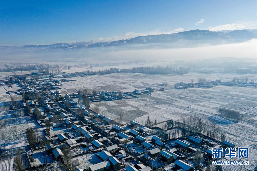 （美丽中国）（1）飞瞰大凉山雪景
