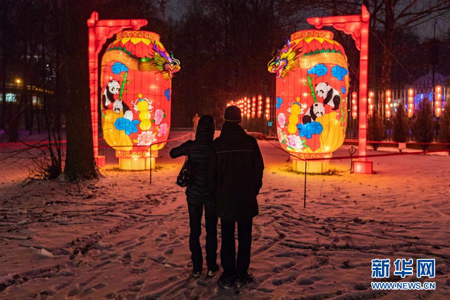 （国际）（2）中国彩灯节在莫斯科开幕