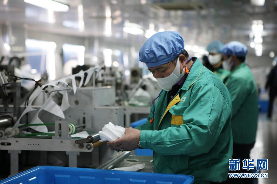 （聚焦疫情防控）（3）上海：抓紧口罩生产 全力增加供应