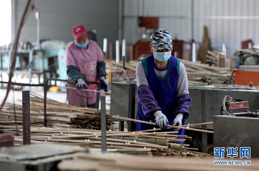 （聚焦复工复产）（3）广西融安：竹制品外贸企业赶订单忙生产