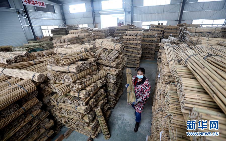 （聚焦复工复产）（5）广西融安：竹制品外贸企业赶订单忙生产