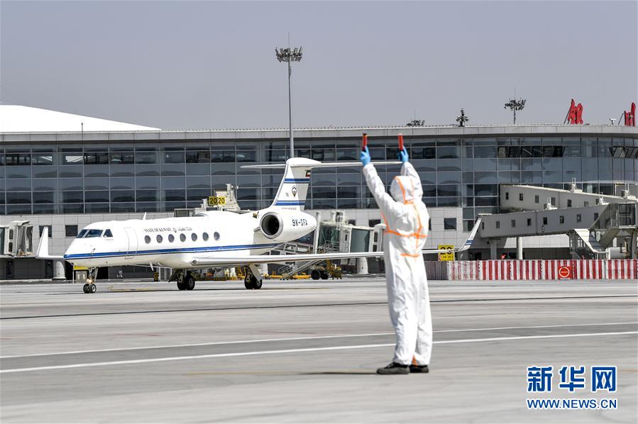 （聚焦疫情防控）（1）中国政府赴沙特、科威特抗疫医疗专家组完成任务回国