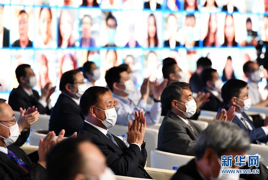 （科技）（1）第四届世界智能大会在天津举行