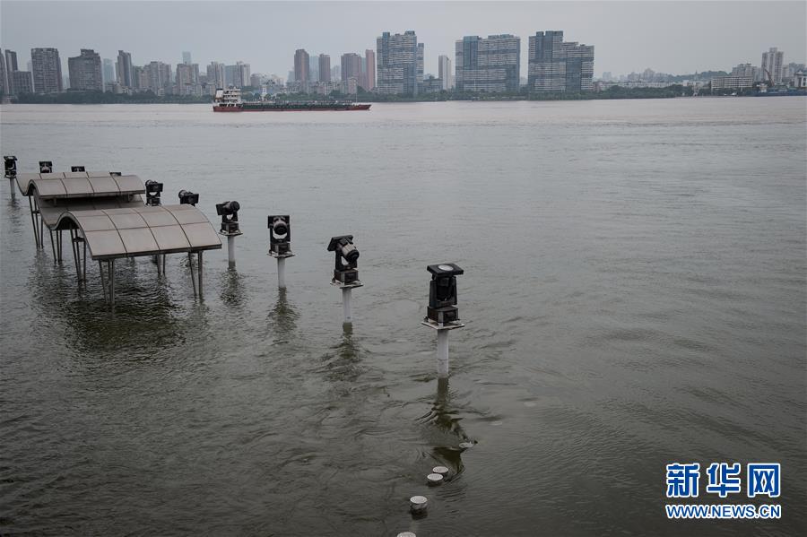（防汛抗洪）（5）长江汉口站水位持续上涨