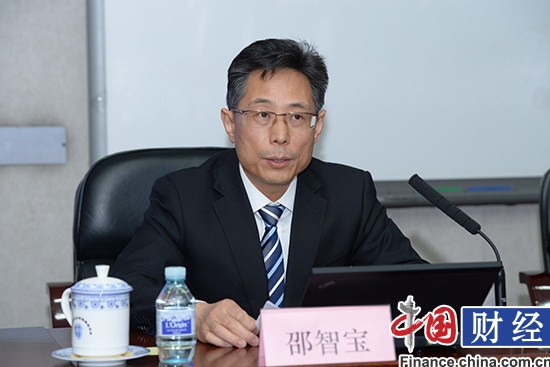 中国邮政储蓄银行副行长、三农金融事业部总裁邵智宝 