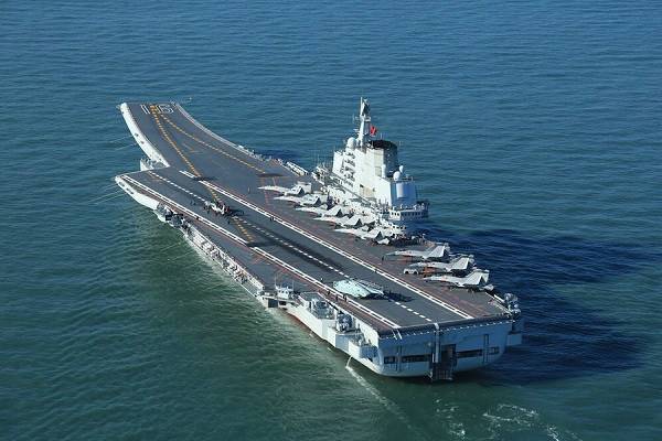 中国首艘国产航母舰岛约60米长 舱室空间比辽宁舰大