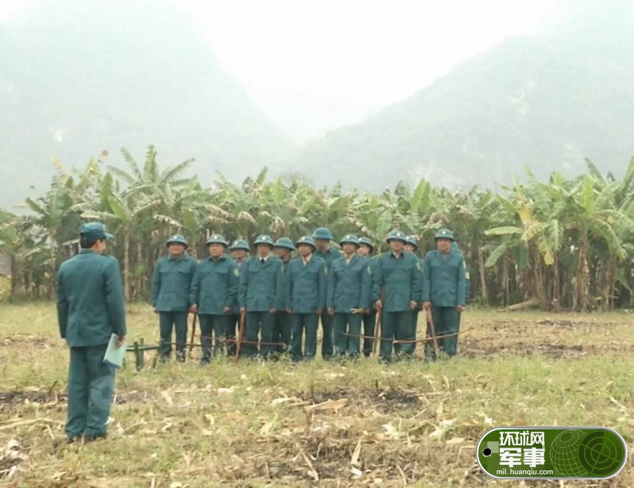 越南士兵训练:使用简易弓弩
